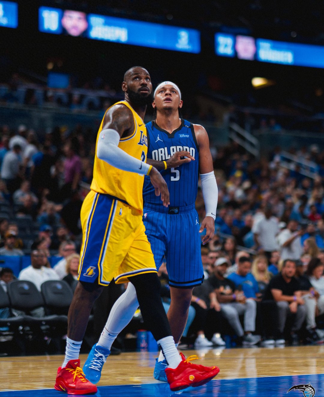 湖人鏖战魔术,巴恩斯送出助攻 湖人鏖战魔术,巴恩斯送出助攻