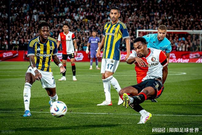 皇马翻盘克罗地亚,范佩西一己之力扛起全队的简单介绍 皇马翻盘克罗地亚,范佩西一己之力扛起全队的简单介绍